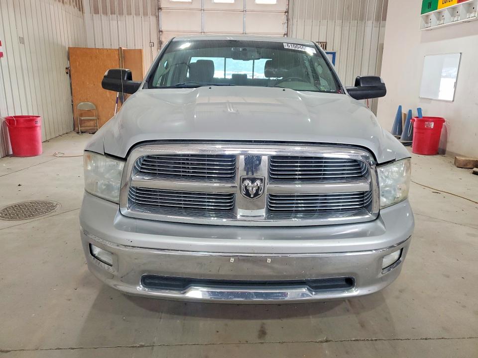 61004656 :رقم المزاد ، 1D7RV1CT5BS665509 vin ، 2011 Dodge Ram 1500 مزاد بيع