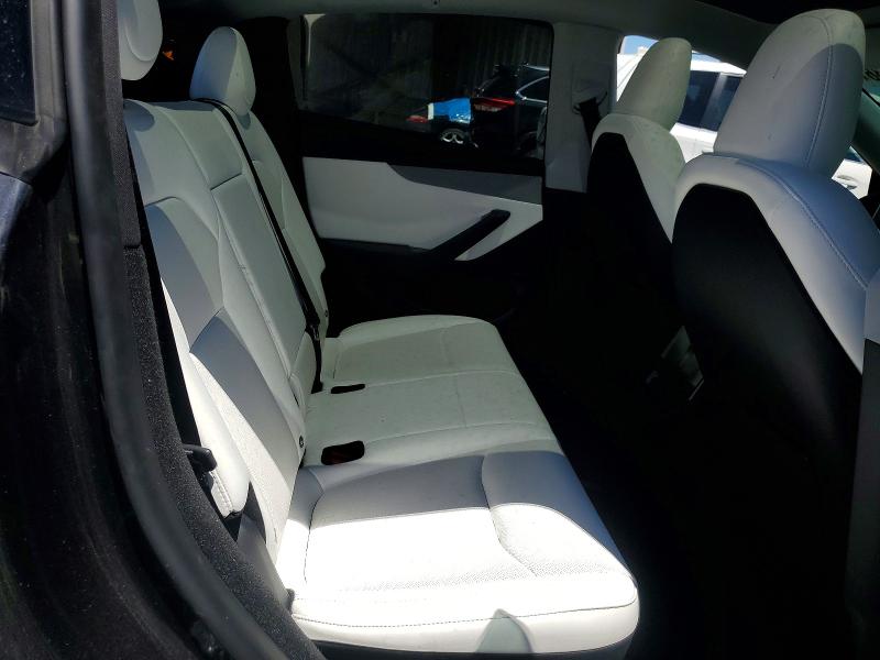 Продажа на аукционе авто 2026 Tesla Model Y, vin: 7SAYGDEEXTF443212, номер лота: 60756136
