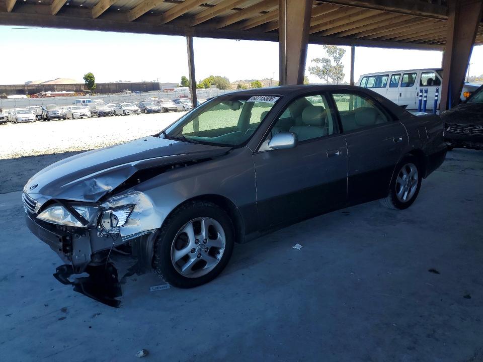 2000 Lexus Es მანქანა იყიდება აუქციონზე, vin: JT8BF28GXY5089190, აუქციონის ნომერი: 60715506