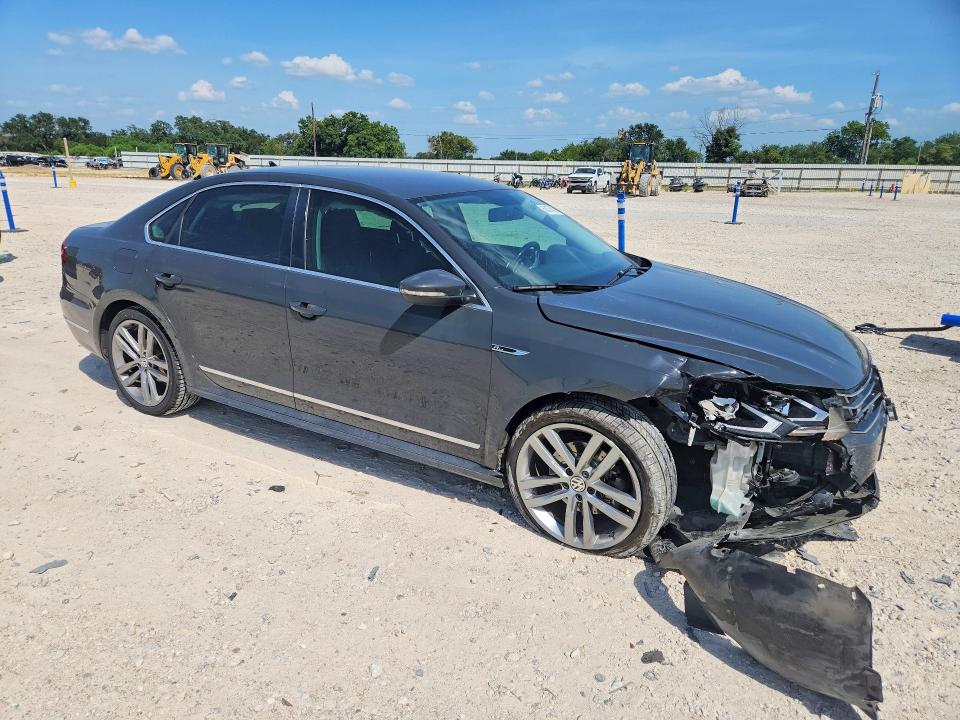 Продаж на аукціоні авто 2017 Volkswagen Passat, vin: 1VWDT7A32HC084100, номер лоту: 63376476