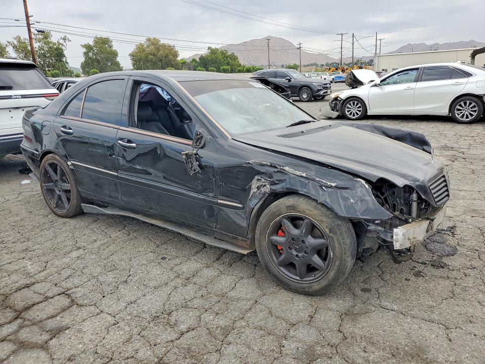 2003 Mercedes-benz C მანქანა იყიდება აუქციონზე, vin: WDBRF64J43F363963, აუქციონის ნომერი: 61561686