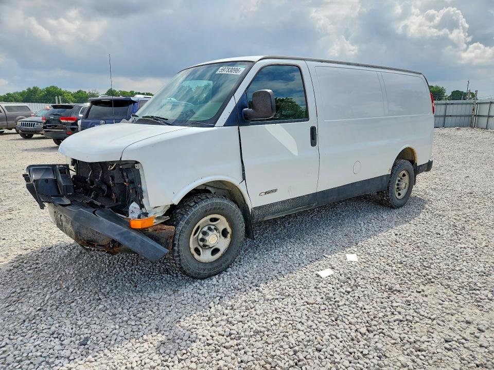 59783096 :رقم المزاد ، 1GCGG25U051164738 vin ، 2005 Chevrolet Express G2500 مزاد بيع