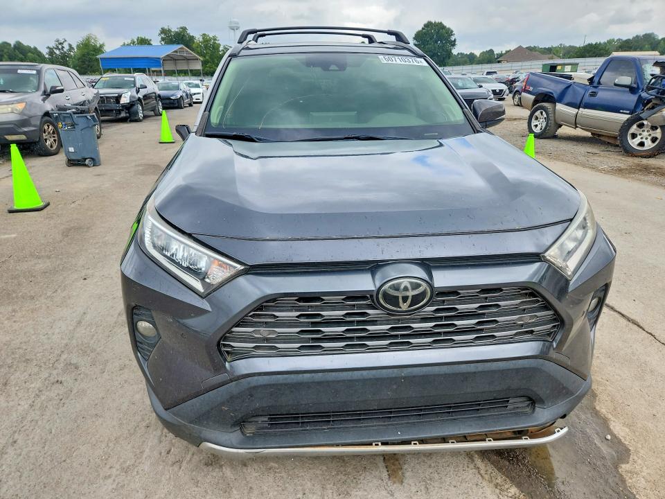 Продажа на аукционе авто 2019 Toyota Rav4, vin: JTMN1RFV7KD039447, номер лота: 60710376