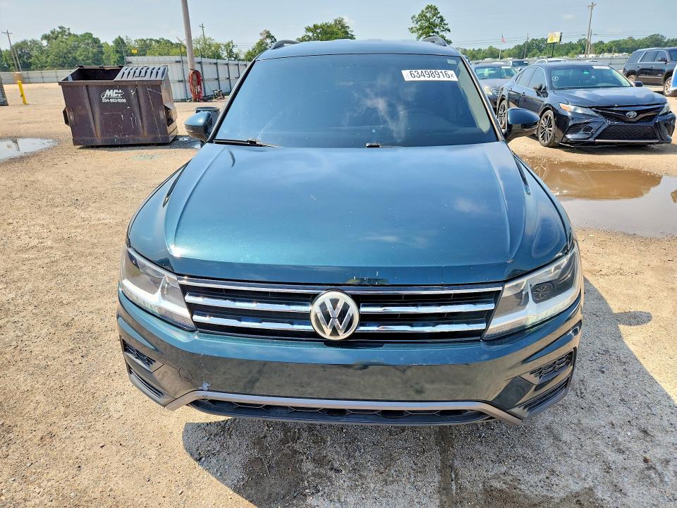 Продаж на аукціоні авто 2018 Volkswagen Tiguan, vin: 3VV3B7AX0JM055320, номер лоту: 63498916