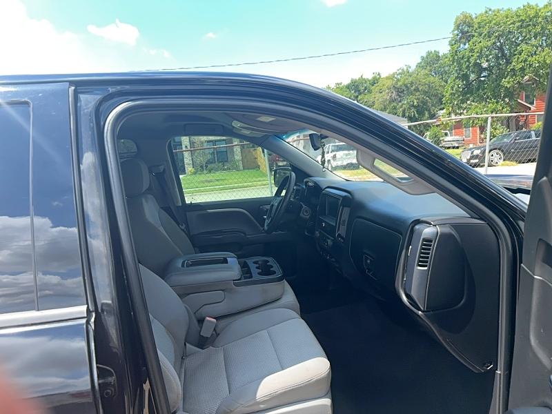 61066886 :رقم المزاد ، 3GCPCPEC0JG496674 vin ، 2018 Chevrolet Silverado مزاد بيع