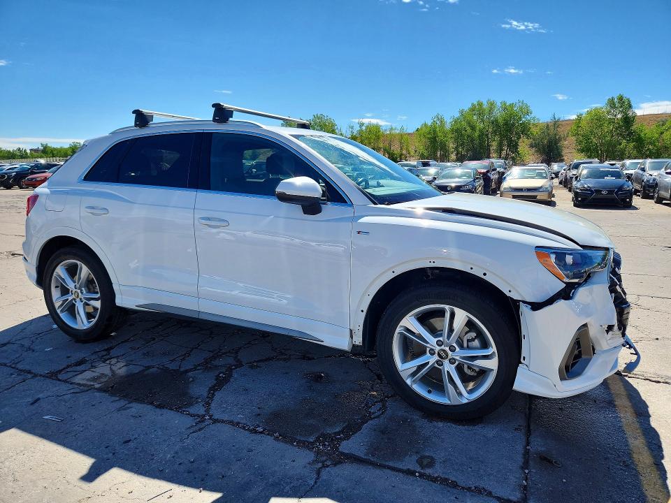 2022 Audi Q3 მანქანა იყიდება აუქციონზე, vin: WA1DECF36N1145366, აუქციონის ნომერი: 62273806