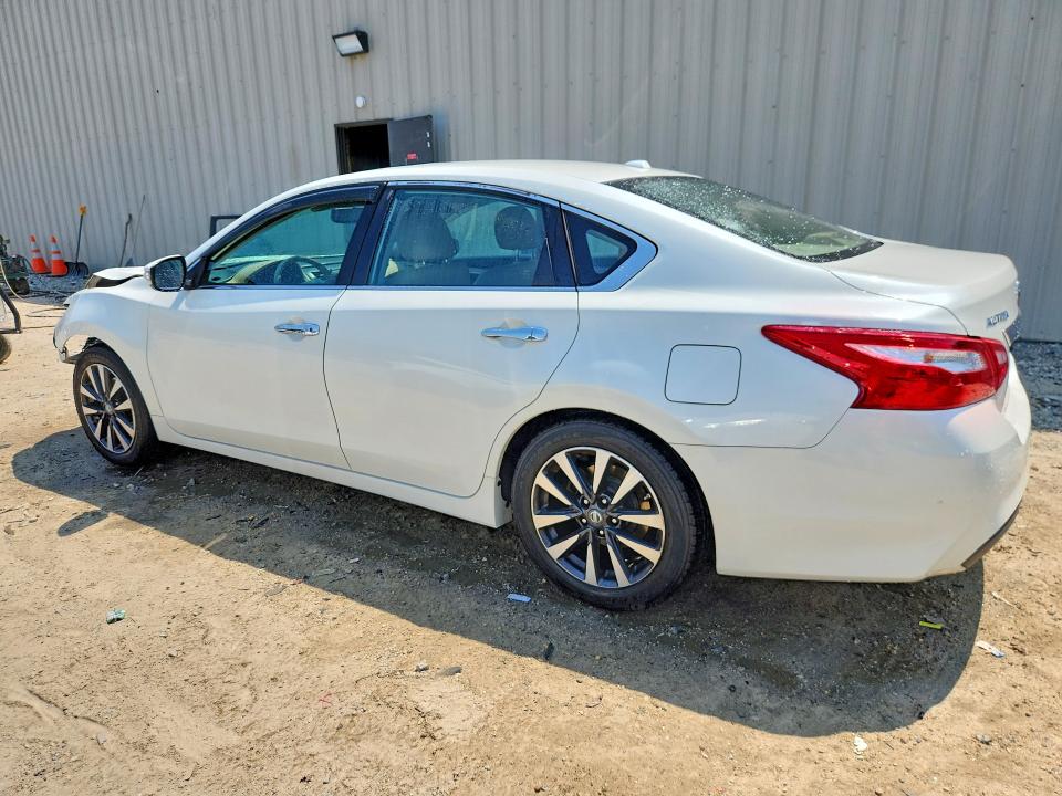 Продажа на аукционе авто 2016 Nissan Altima, vin: 1N4AL3AP9GC247945, номер лота: 61117396