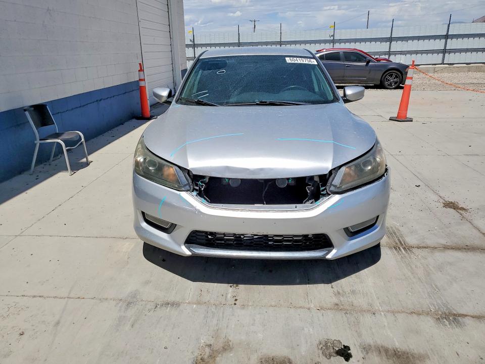 Продажа на аукционе авто 2013 Honda Accord, vin: 1HGCR2F54DA021243, номер лота: 60419756