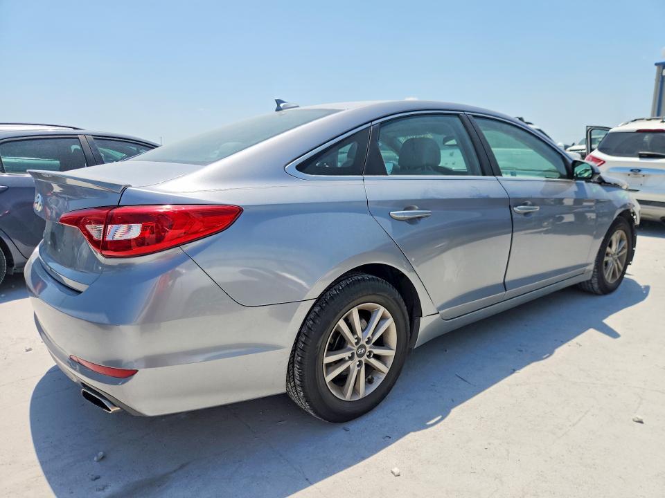 2016 Hyundai Sonata მანქანა იყიდება აუქციონზე, vin: 5NPE24AF3GH303975, აუქციონის ნომერი: 62893136