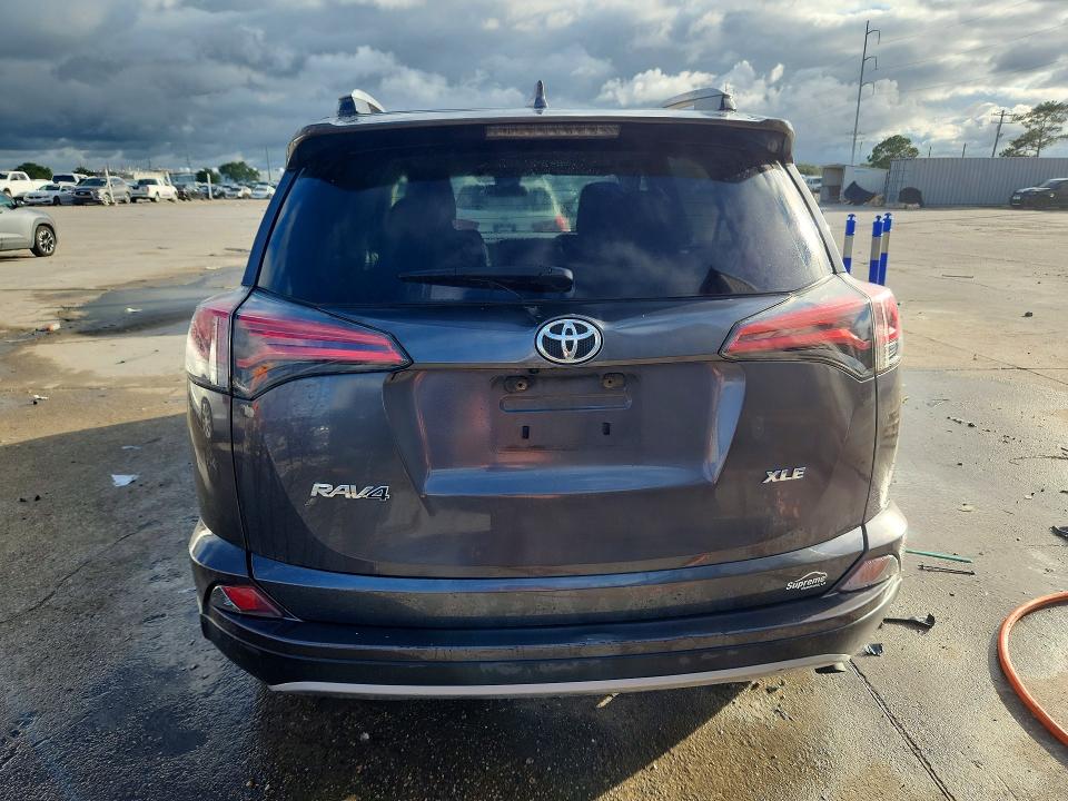 61928926 :رقم المزاد ، 2T3WFREV4HW322200 vin ، 2017 Toyota Rav4 مزاد بيع