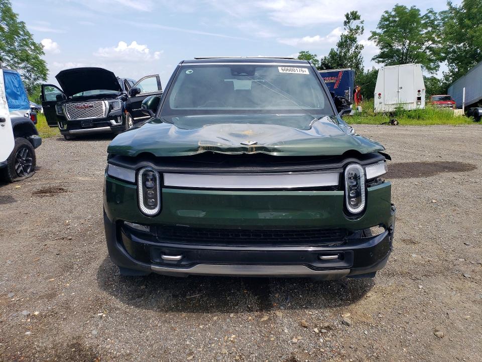 60600176 :رقم المزاد ، 7PDSGABLXPN020988 vin ، 2023 Rivian R1s مزاد بيع