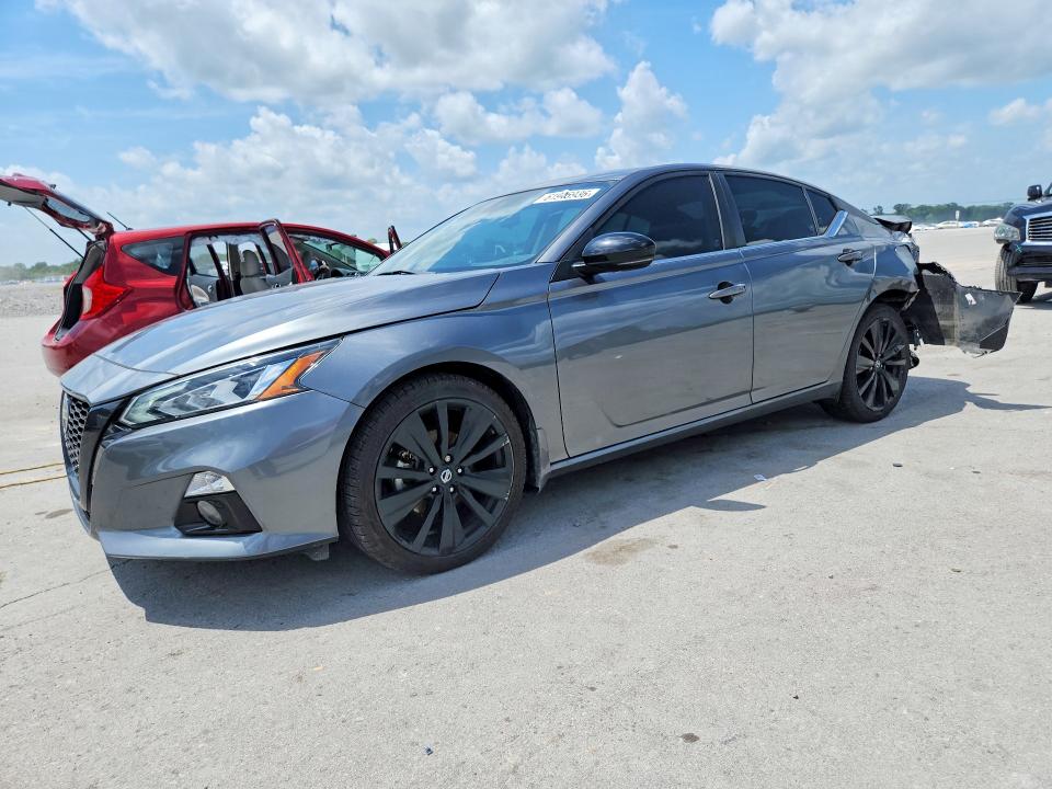 61946936 :رقم المزاد ، 1N4BL4CV2NN345612 vin ، 2022 Nissan Altima مزاد بيع