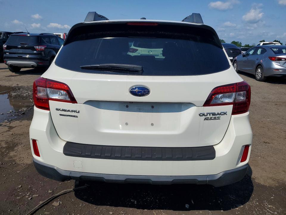 61811236 :رقم المزاد ، 4S4BSAJC6F3321089 vin ، 2015 Subaru Outback مزاد بيع