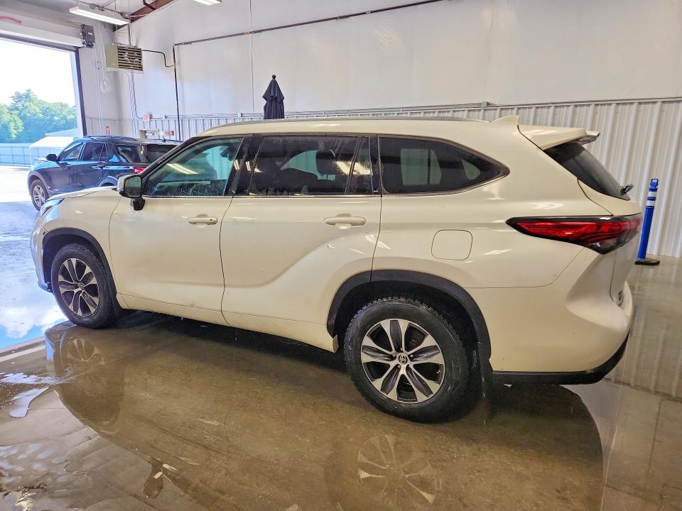 Aukcja sprzedaży 2021 Toyota Highlander, vin: 5TDGZRBH5MS102120, numer aukcji: 60182496