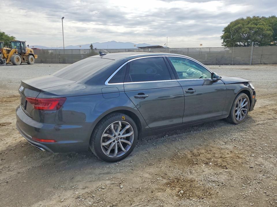 61054826 :رقم المزاد ، WAUGMAF41KN001499 vin ، 2019 Audi A4 مزاد بيع