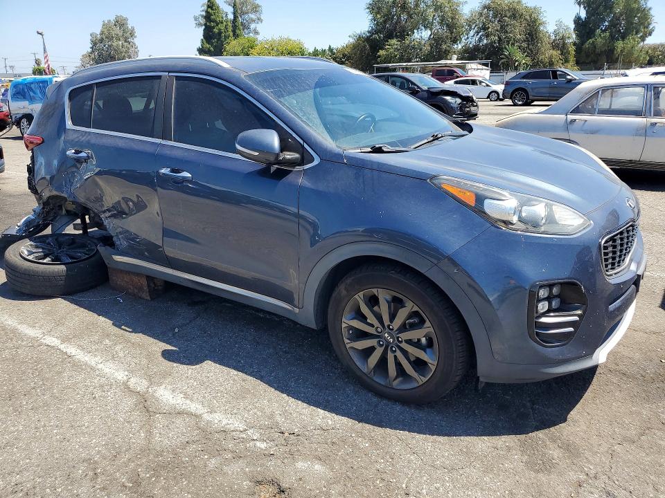 Продажа на аукционе авто 2018 Kia Sportage, vin: KNDPN3AC3J7428177, номер лота: 62994386