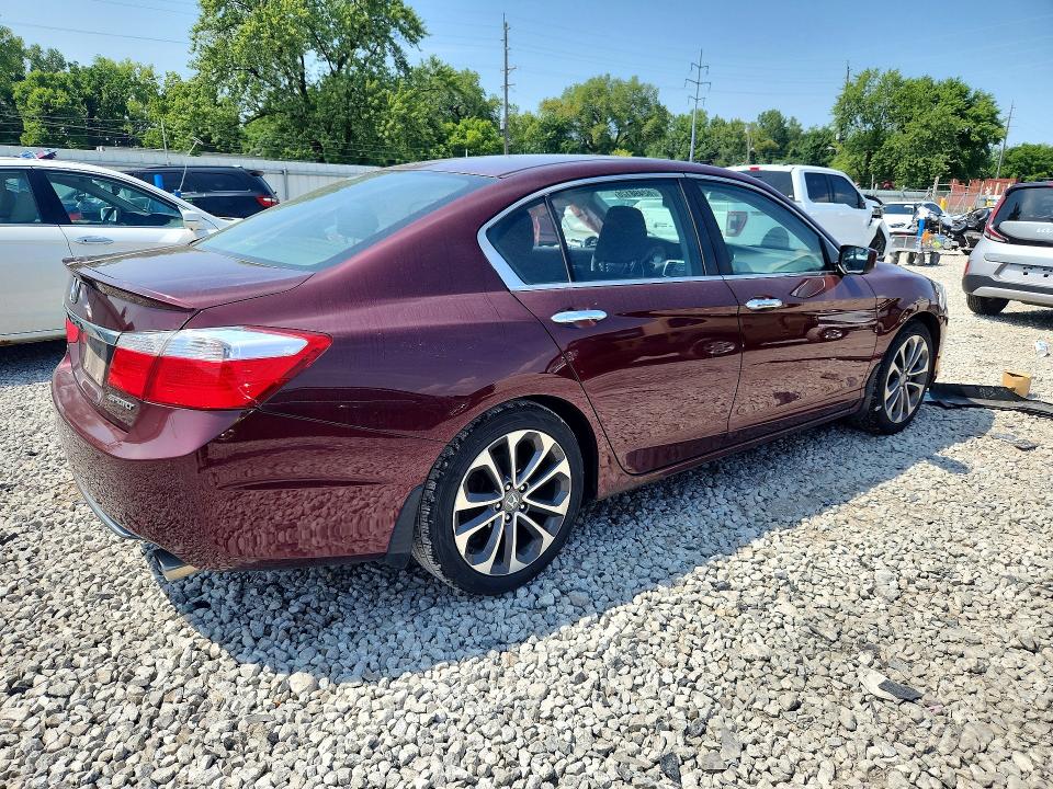 Продажа на аукционе авто 2015 Honda Accord, vin: 1HGCR2F57FA098501, номер лота: 62498126