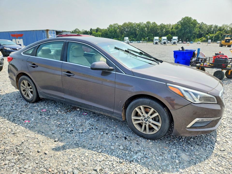 2015 Hyundai Sonata მანქანა იყიდება აუქციონზე, vin: 5NPE24AF1FH137440, აუქციონის ნომერი: 63040936
