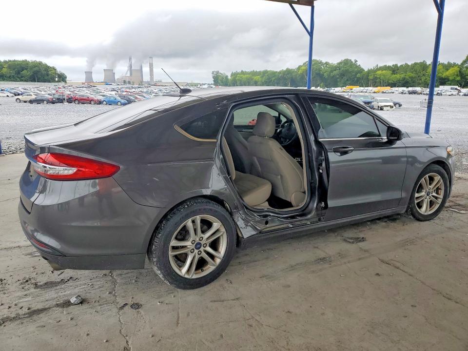 2018 Ford Fusion მანქანა იყიდება აუქციონზე, vin: 3FA6P0H7XJR104199, აუქციონის ნომერი: 60262446