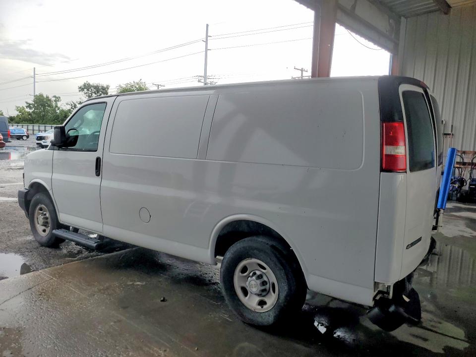63010666 :رقم المزاد ، 1GCWGAFP9L1227721 vin ، 2020 Chevrolet Express G2500 مزاد بيع