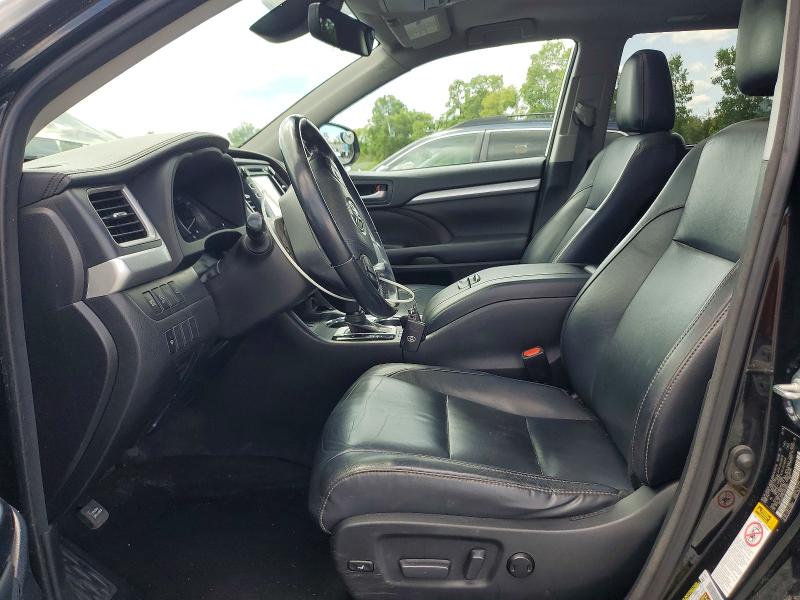 2018 Toyota Highlander მანქანა იყიდება აუქციონზე, vin: 5TDJZRFH6JS548823, აუქციონის ნომერი: 62974976