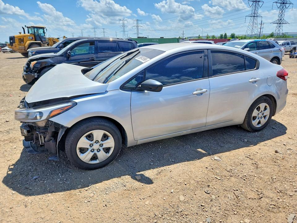 59541996 :رقم المزاد ، 3KPFK4A75HE085251 vin ، 2017 Kia Forte مزاد بيع
