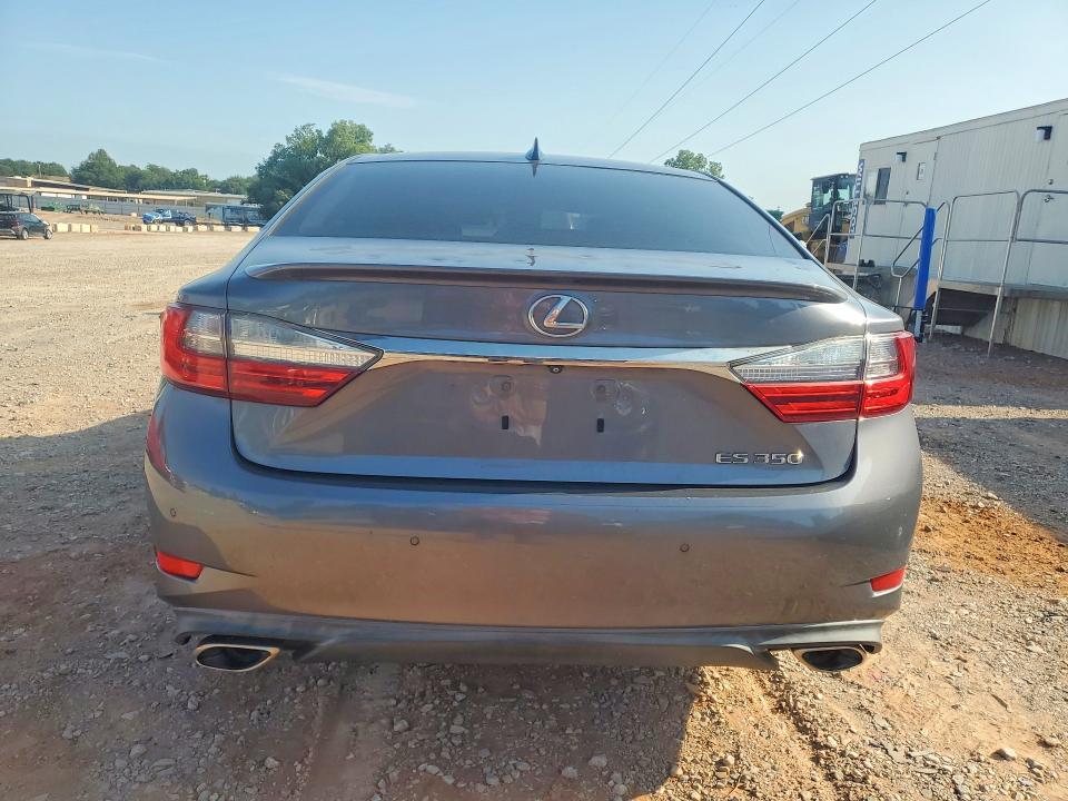 60503606 :رقم المزاد ، JTHBK1GG8G2215361 vin ، 2016 Lexus Es مزاد بيع