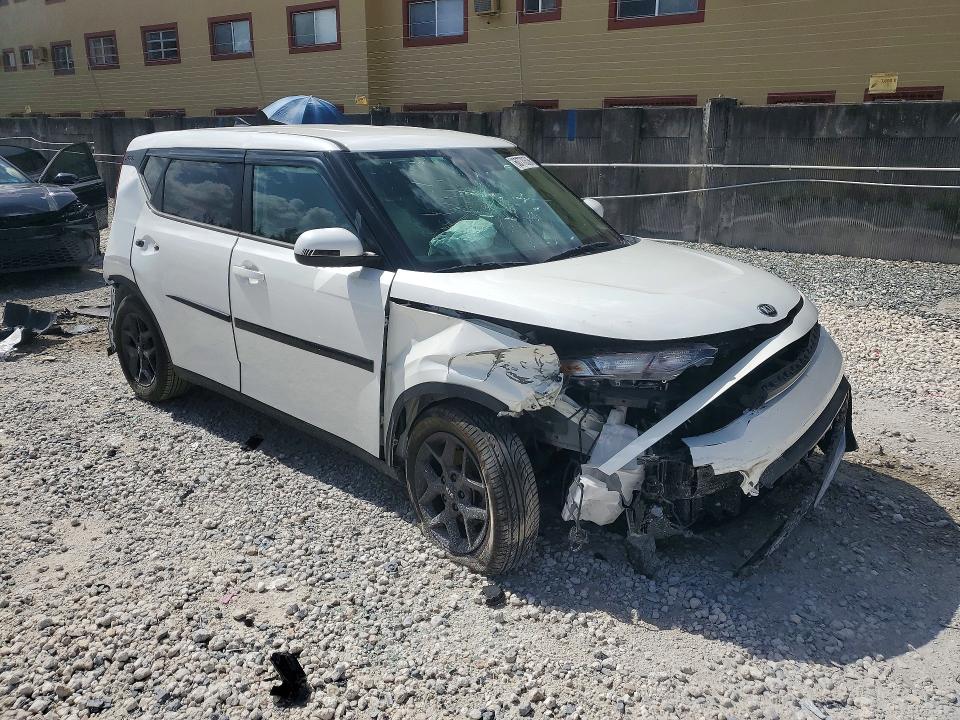 60770536 :رقم المزاد ، KNDJ23AU2M7124950 vin ، 2021 Kia Soul مزاد بيع