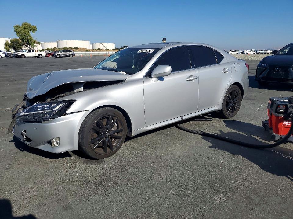 2006 Lexus Is მანქანა იყიდება აუქციონზე, vin: JTHBE262965011572, აუქციონის ნომერი: 63243136