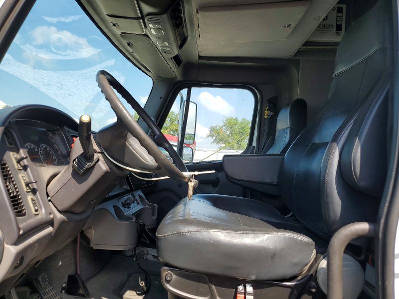 Продаж на аукціоні авто 2011 Freightliner M2, vin: 1FVACWDT4BDAX1689, номер лоту: 59550296