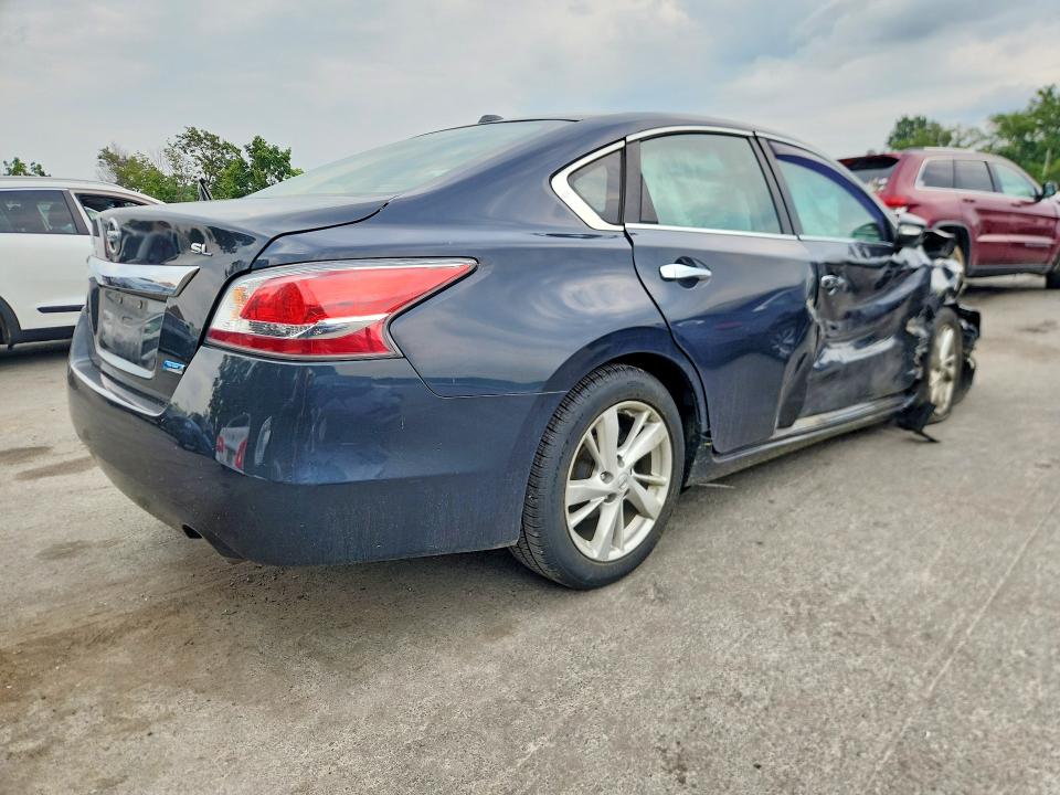 Продажа на аукционе авто 2014 Nissan Altima, vin: 1N4AL3AP9EC184942, номер лота: 62625666