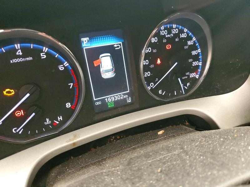 60667326 :رقم المزاد ، 2T3BFREV7HW623624 vin ، 2017 Toyota Rav4 مزاد بيع