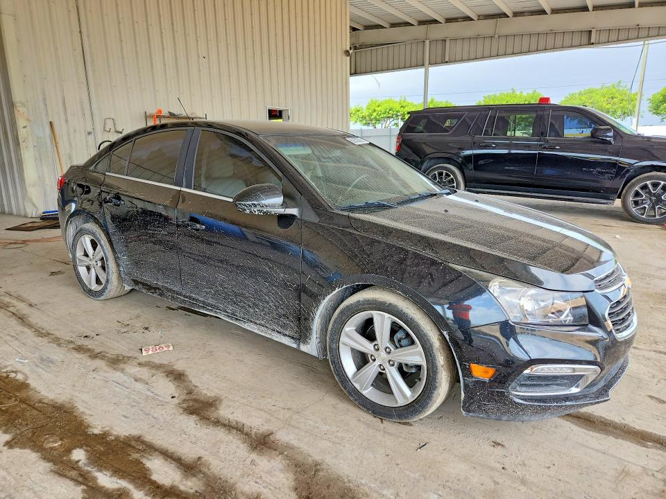 62652026 :رقم المزاد ، 1G1PE5SB7F7139112 vin ، 2015 Chevrolet Cruze مزاد بيع
