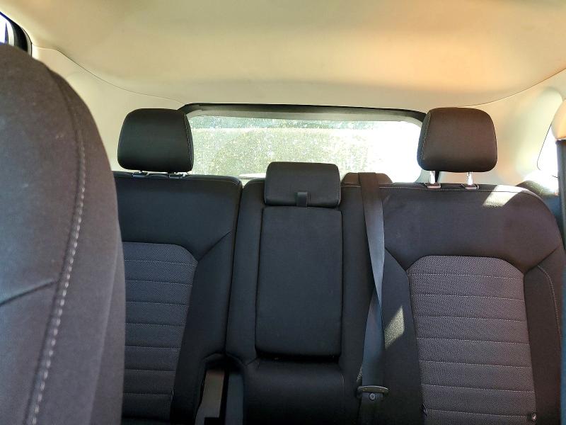 Продаж на аукціоні авто 2018 Ford Edge, vin: 2FMPK4G98JBC32359, номер лоту: 63383326