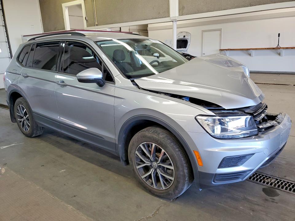 60567716 :رقم المزاد ، 3VV0B7AX6MM062103 vin ، 2021 Volkswagen Tiguan مزاد بيع
