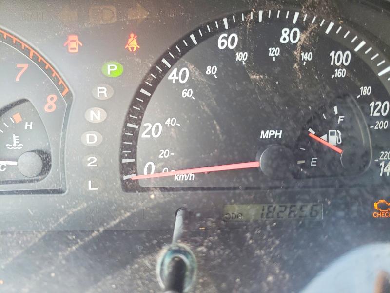 62087186 :رقم المزاد ، 4T1BE30K12U620554 vin ، 2002 Toyota Camry مزاد بيع