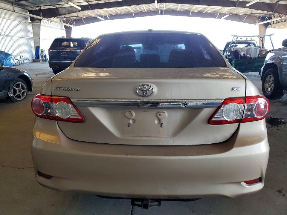 62499216 :رقم المزاد ، 2T1BU4EE8DC027323 vin ، 2013 Toyota Corolla مزاد بيع