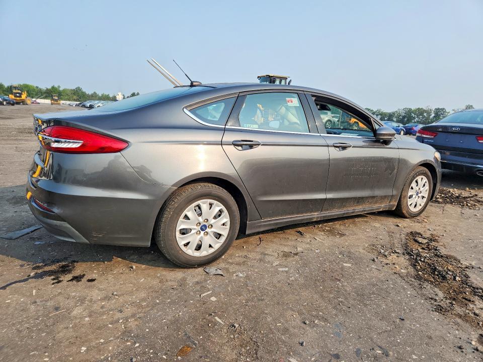 Продажа на аукционе авто 2019 Ford Fusion, vin: 3FA6P0G73KR194539, номер лота: 62628036