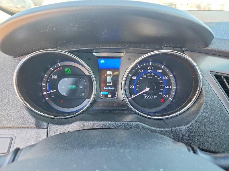 2015 Hyundai Sonata Hybrid მანქანა იყიდება აუქციონზე, vin: KMHEC4A48FA137305, აუქციონის ნომერი: 62884136