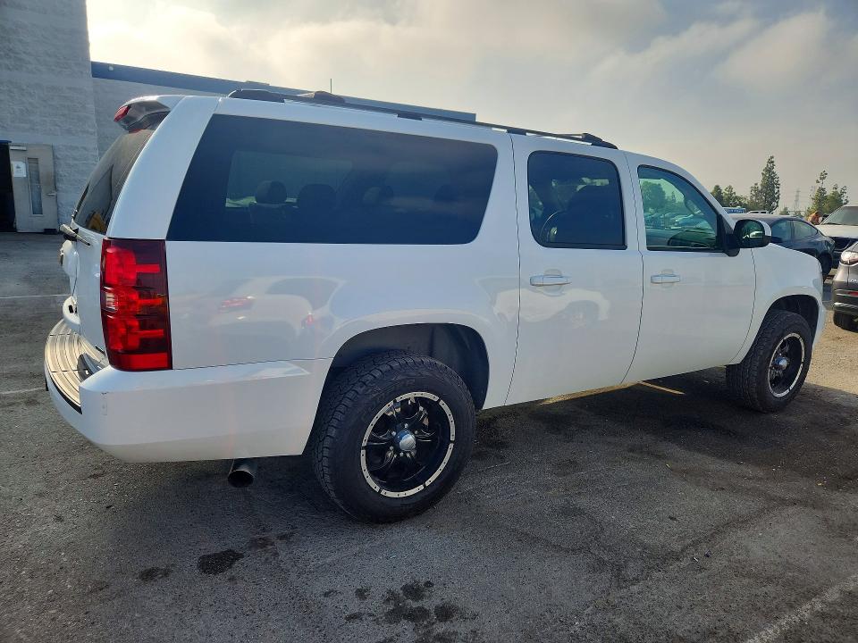 2007 Chevrolet Suburban მანქანა იყიდება აუქციონზე, vin: 3GNFC16067G196649, აუქციონის ნომერი: 62852206
