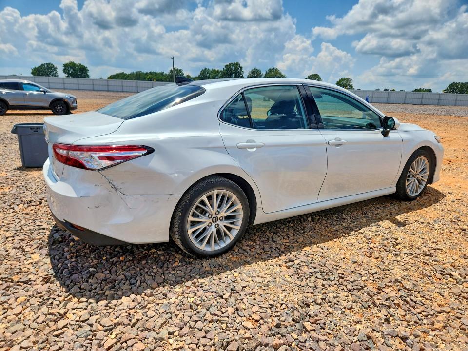 Продаж на аукціоні авто 2019 Toyota Camry, vin: 4T1B11HK3KU758939, номер лоту: 59898066