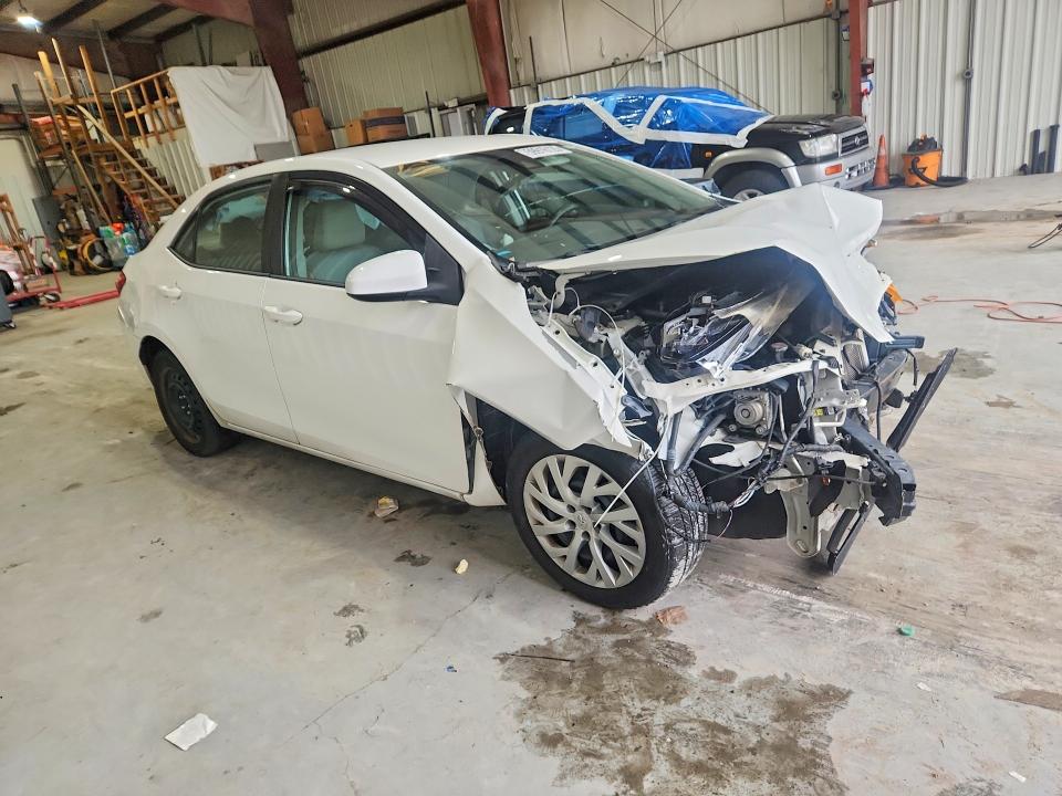 Продаж на аукціоні авто 2017 Toyota Corolla, vin: 5YFBURHE3HP712120, номер лоту: 59916126