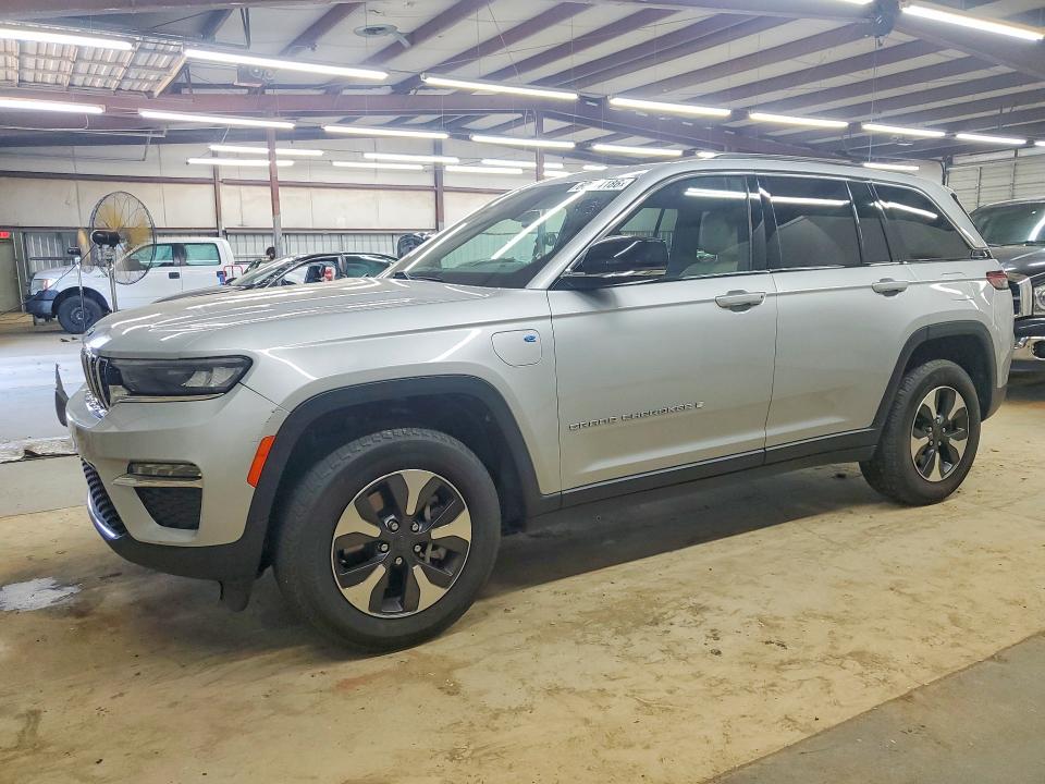 Продажа на аукционе авто 2024 Jeep Grand Cherokee, vin: 1C4RJYB64RC721339, номер лота: 60084186