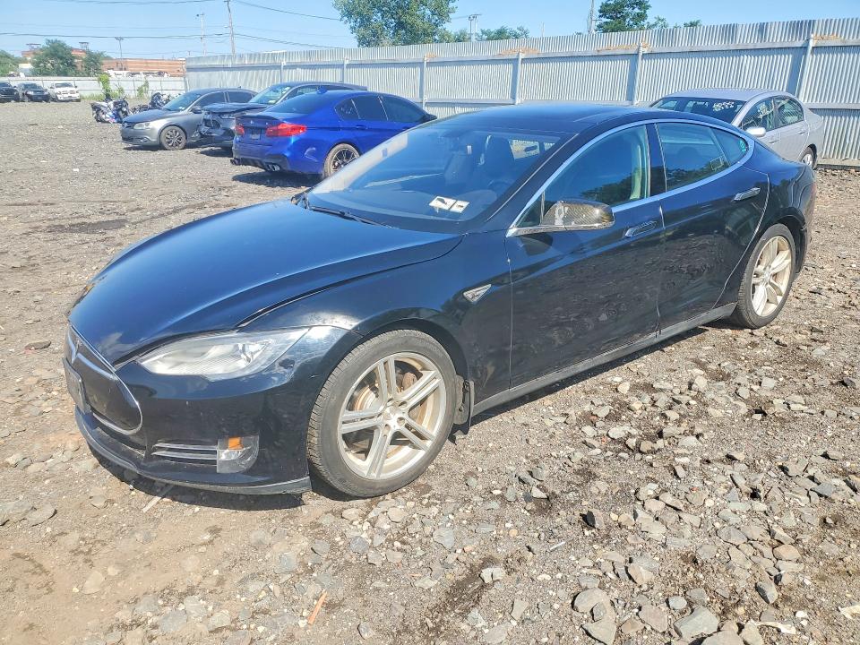 Продажа на аукционе авто 2013 Tesla Model S, vin: 5YJSA1CN1DFP12575, номер лота: 60146076