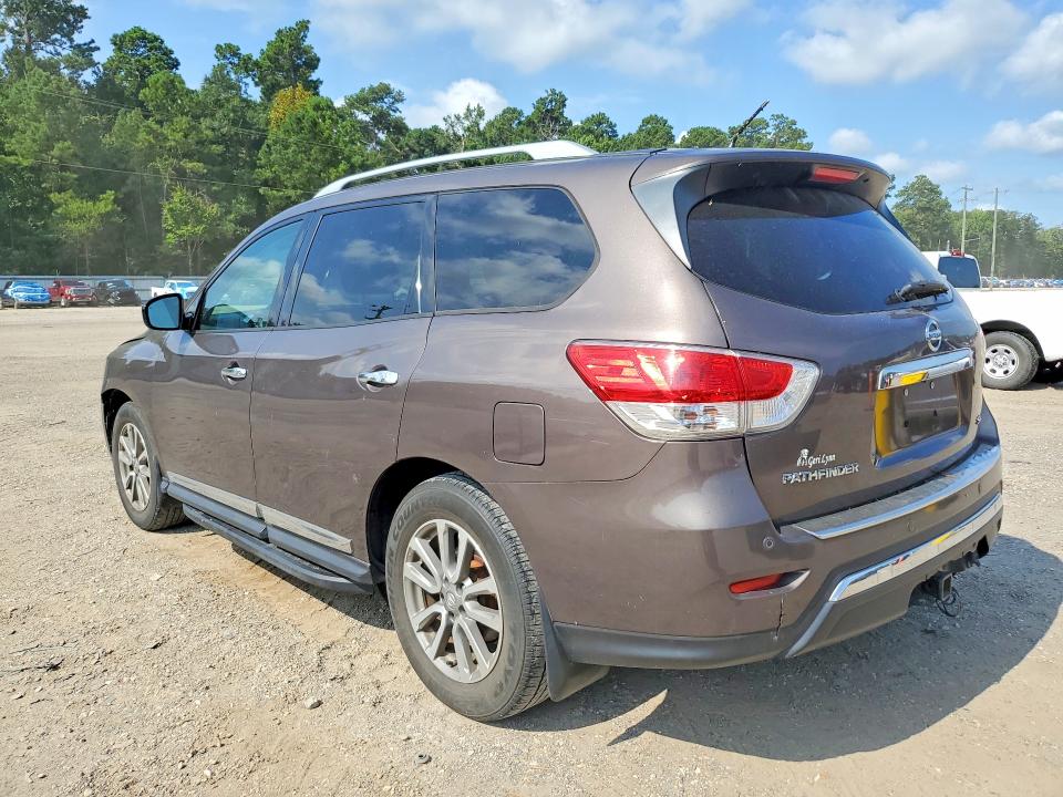 2015 Nissan Pathfinder მანქანა იყიდება აუქციონზე, vin: 5N1AR2MNXFC689849, აუქციონის ნომერი: 62272996