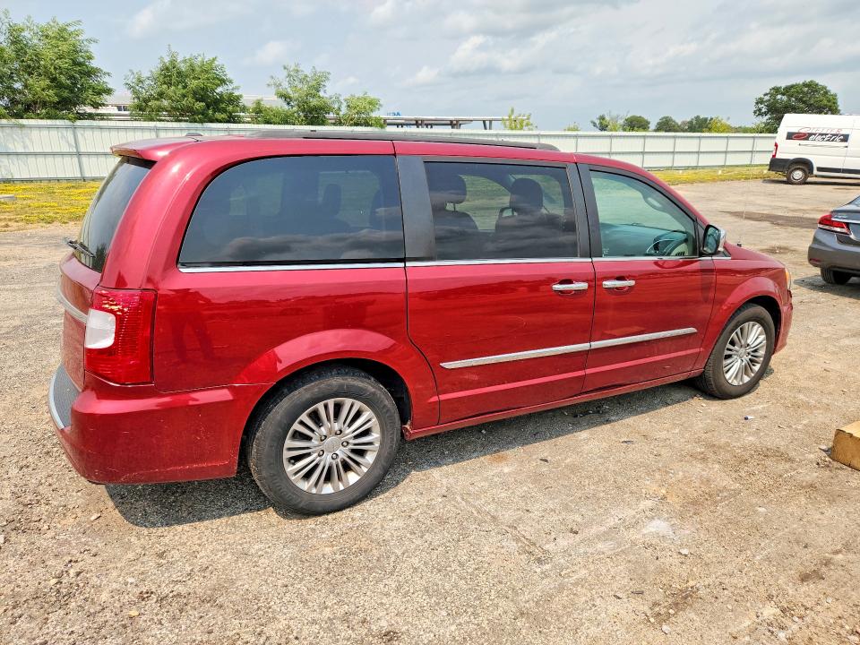 2016 Chrysler Town & Country მანქანა იყიდება აუქციონზე, vin: 2C4RC1CG5GR119479, აუქციონის ნომერი: 62905406