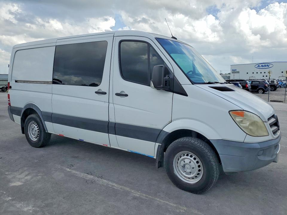 61299296 :رقم المزاد ، WD3PE7CC8C5701059 vin ، 2012 Mercedes-benz Sprinter مزاد بيع