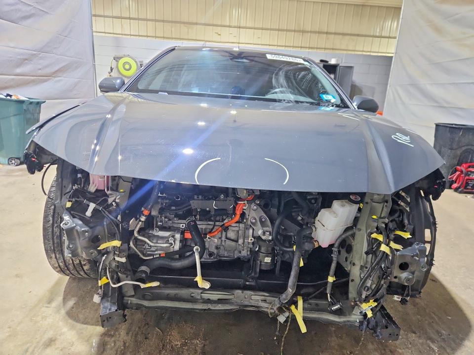 59849286 :رقم المزاد ، 4T1DBADK5SU006980 vin ، 2025 Toyota Camry مزاد بيع