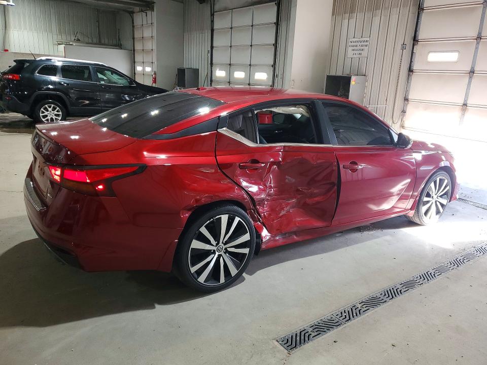 Продаж на аукціоні авто 2021 Nissan Altima, vin: 1N4BL4CW0MN370953, номер лоту: 62015066