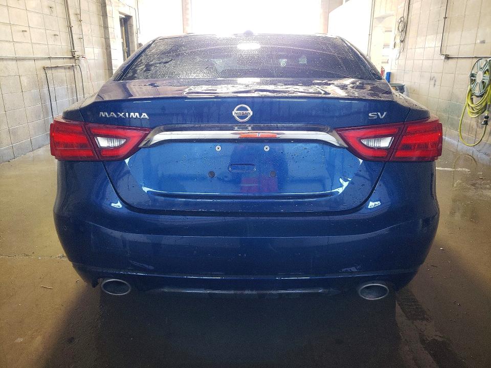 61892606 :رقم المزاد ، 1N4AA6AP5JC377168 vin ، 2018 Nissan Maxima مزاد بيع